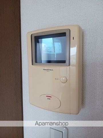 DEMAINの内装写真