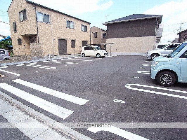 Spring Courtの外観写真