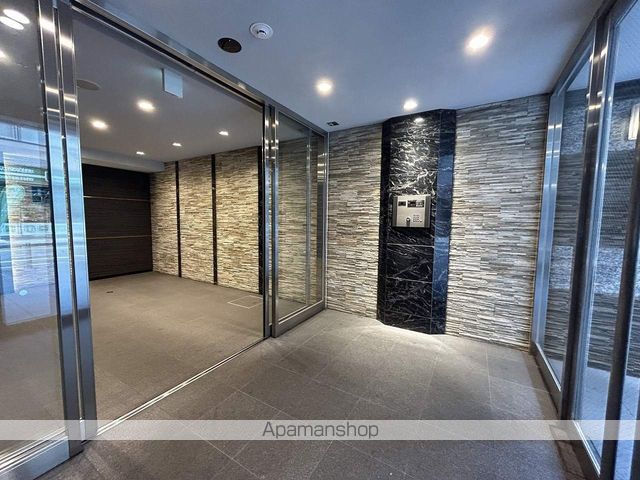エスライズ堺筋本町の玄関写真