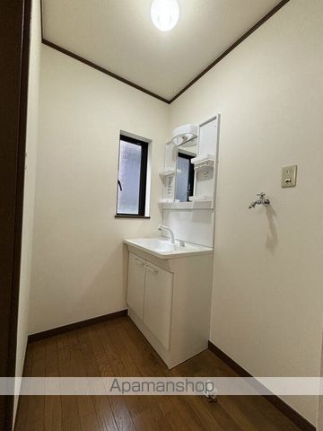 総武・中央緩行線 船橋駅 徒歩17分 2階建 築27年の内装写真