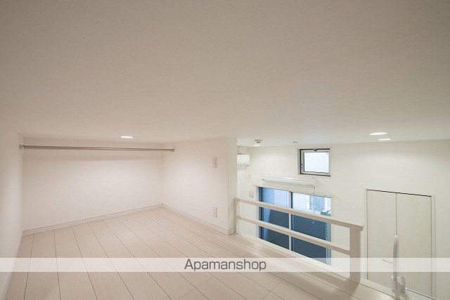 ラフェリオIIの内装写真
