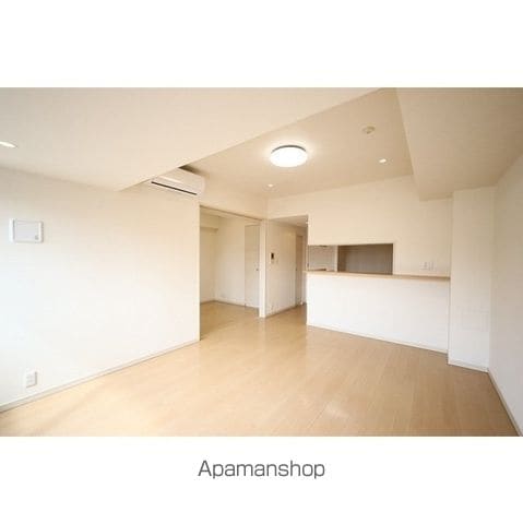 エスティメゾン四谷坂町の内装写真