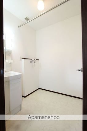 北海道網走市台町３丁目[2LDK/59.2m2]の洗面所