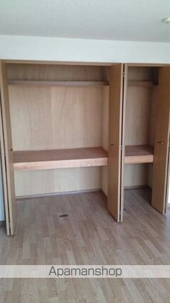 リバーサイド本山　Ｂ[2LDK/65.64m2]の収納