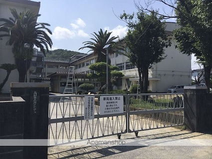 ミュージアソロ泉[3LDK/75.35m2]の周辺8