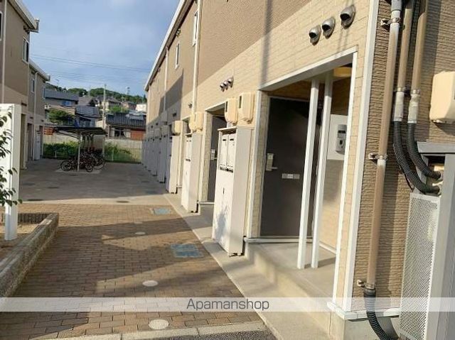 レオパレス下條Aの玄関写真