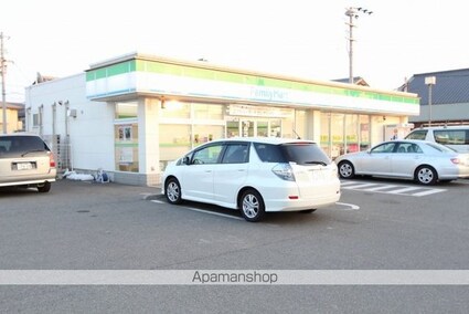 ロゼ松縄町[4DK/63.37m2]の周辺2