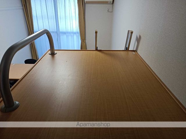 レオパレスコンパル唐湊 弐番館の内装写真