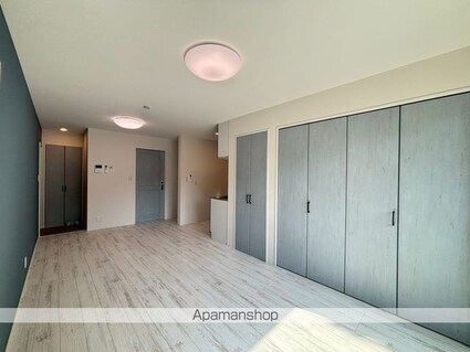 グランコート高尾町[1R/30.38m2]のリビング・居間