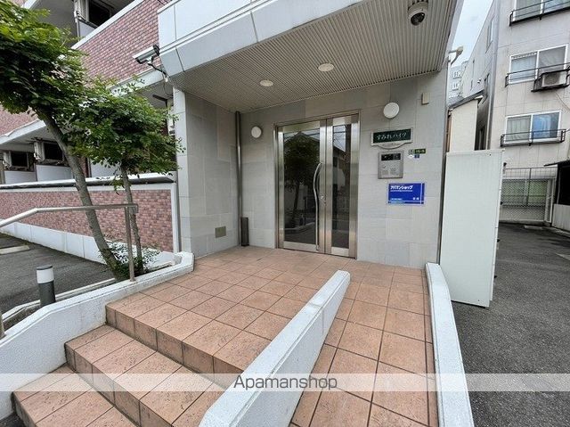 すみれハイツの玄関写真