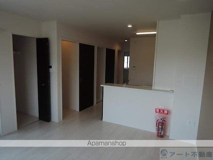 愛媛県松山市東長戸２丁目[2LDK/62.2m2]の内装3