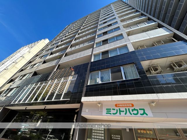 エステムプラザ梅田の外観写真