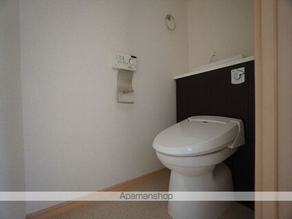 ラフレシール　トレス[1LDK/44.55m2]のトイレ