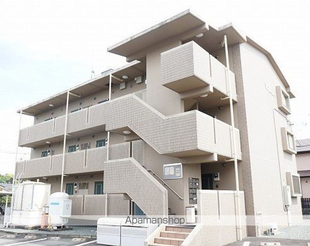 袋井市 3階建 築18年の外観写真
