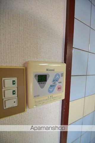 和秀三篠北町ビルの内装写真