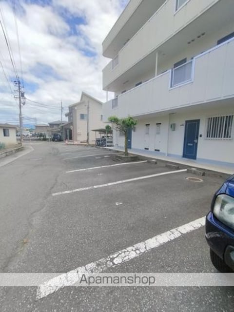 長野県長野市平林１丁目[2DK/46.37m2]の駐車場4