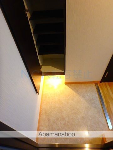YUGO’S中島の内装写真