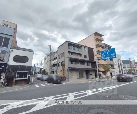 シャーメゾン三条東山の外観写真