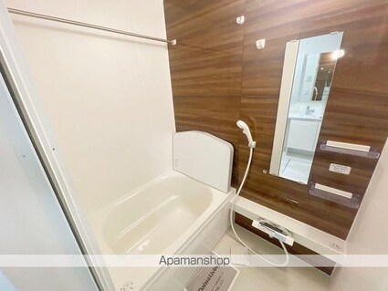 ＤーＲＯＯＭ八幡町[1LDK/41.6m2]のバス