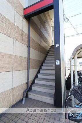 レオパレスＣＡＬＭＯ[1K/19.87m2]のエントランス2