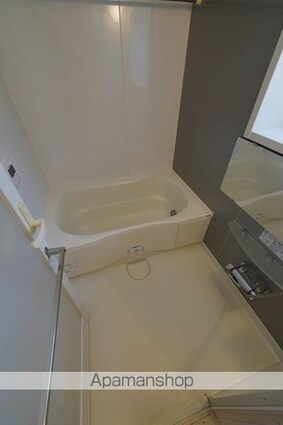 コスモリード新宿余丁町[2LDK/62.24m2]のバス