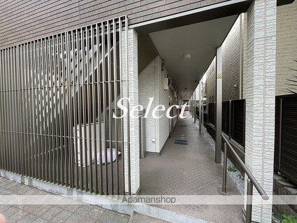 クレイノラルゴ[1K/20.99m2]のエントランス