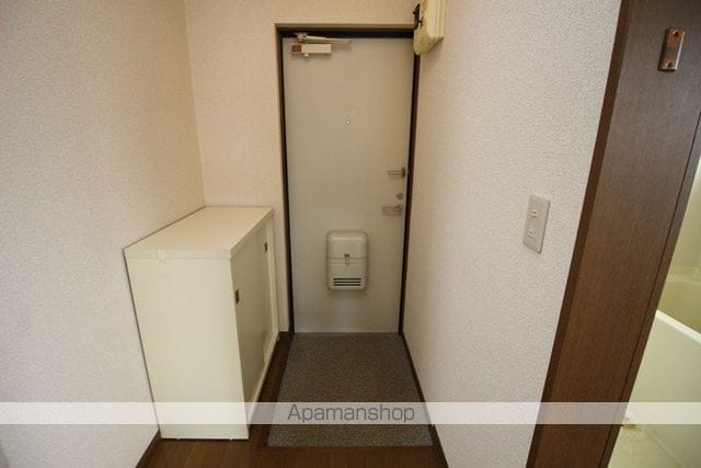 泉荘[2DK/46.37m2]の玄関