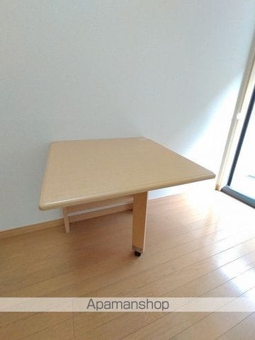 フェンネル千里の内装写真