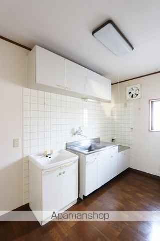 新居ハイツの内装写真