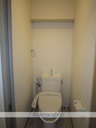 ヴィスタ桑田　Ｉ棟[2LDK/50.39m2]のトイレ