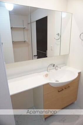 ＪＯＤＥＮ[2LDK/59.58m2]の洗面所