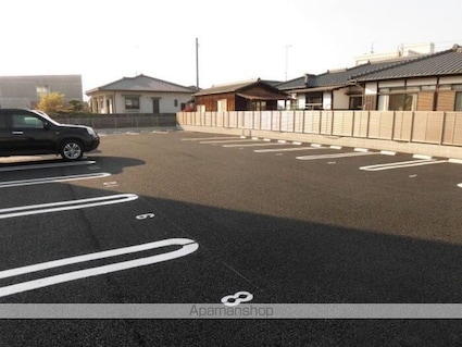 ＫＳ・Ⅰ[1LDK/48.9m2]の駐車場