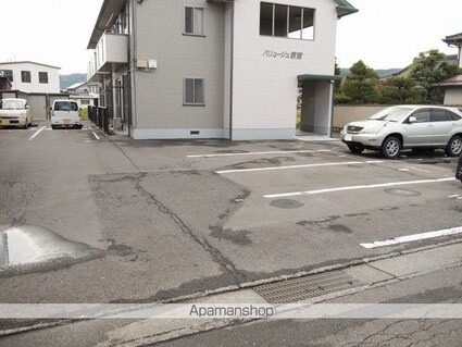 バリュージュ若宮[2DK/44.33m2]の駐車場