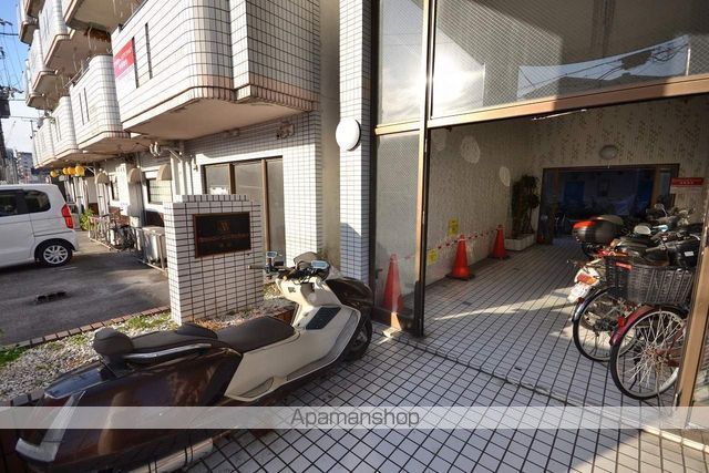 ビッグバーン谷山の玄関写真