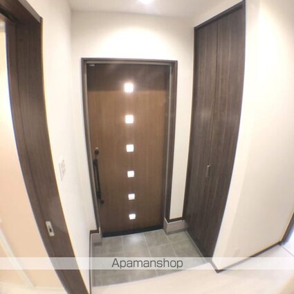 滋賀県大津市大将軍３丁目[1LDK/42.93m2]の玄関