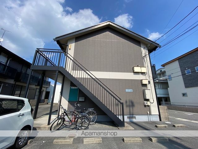 ラッキー下中野の外観写真