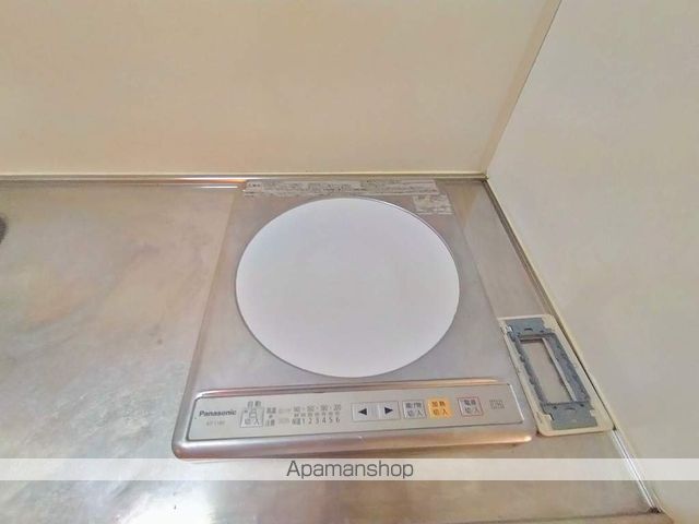ラファイン江坂の内装写真