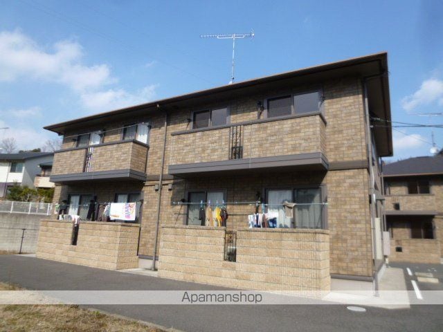 アベニュー中山 B棟の外観写真