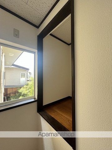 砥堀メゾネットの内装写真