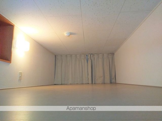 レオパレスつつみの内装写真