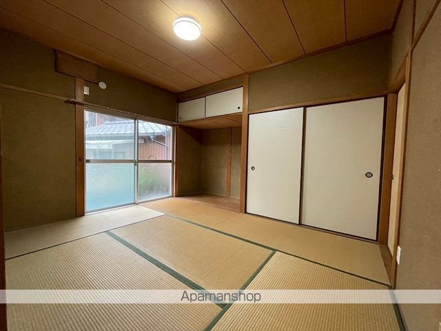 垣生6丁目貸家の内装写真