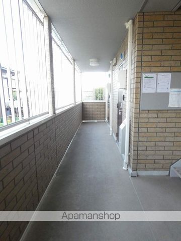 東海道本線 磐田駅 徒歩5分 3階建 築13年の玄関写真