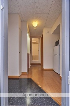 レオパレス川名駒方[1K/20.9m2]の玄関