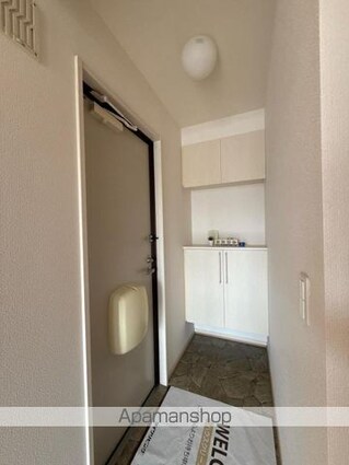 ヴェルナーレ香西東[2DK/50.47m2]の玄関