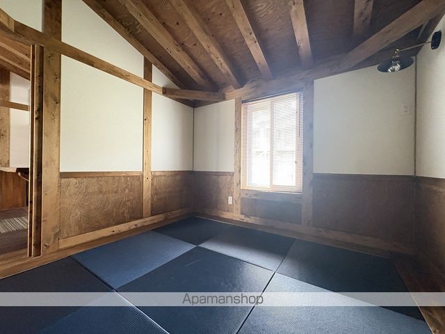 浜松市中央区 1階建 築1年の内装写真