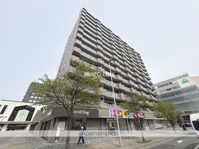 クリーンリバー桑園駅前1号棟の外観写真