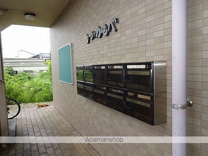 高知県高知市鴨部１丁目[2DK/47.56m2]の共用部2