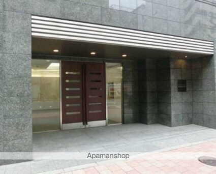 レジディア神田岩本町[1R/22.71m2]のエントランス1
