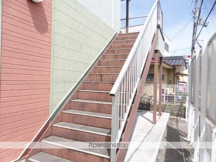 滋賀県彦根市小泉町[1K/28.03m2]のエントランス