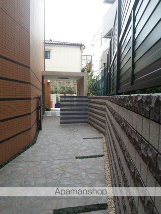 東京都世田谷区北沢２丁目[2LDK/57.72m2]の外観3